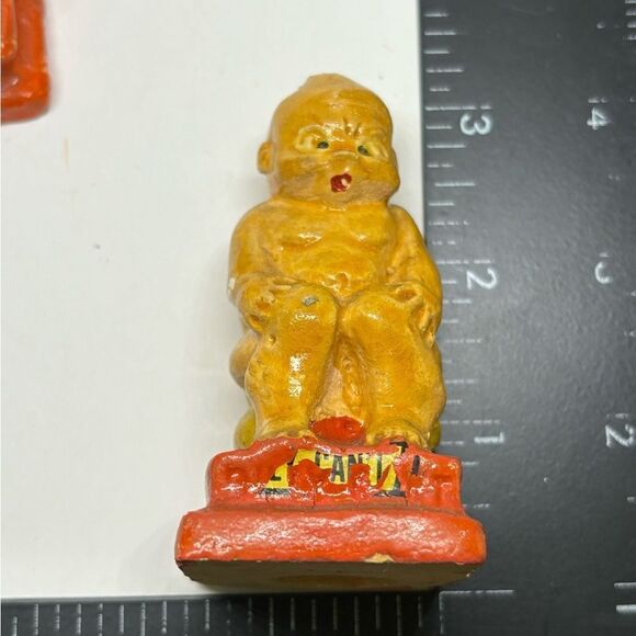 Vintage "Billy Can't" "Billy Can" Sitting On The Potty Salt & Pepper Shakers - Picture 7 of 8